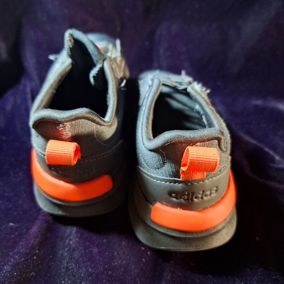 adidas Unisex-Child Fortarun X Running Shoe size 9k - Picture 2 of 9